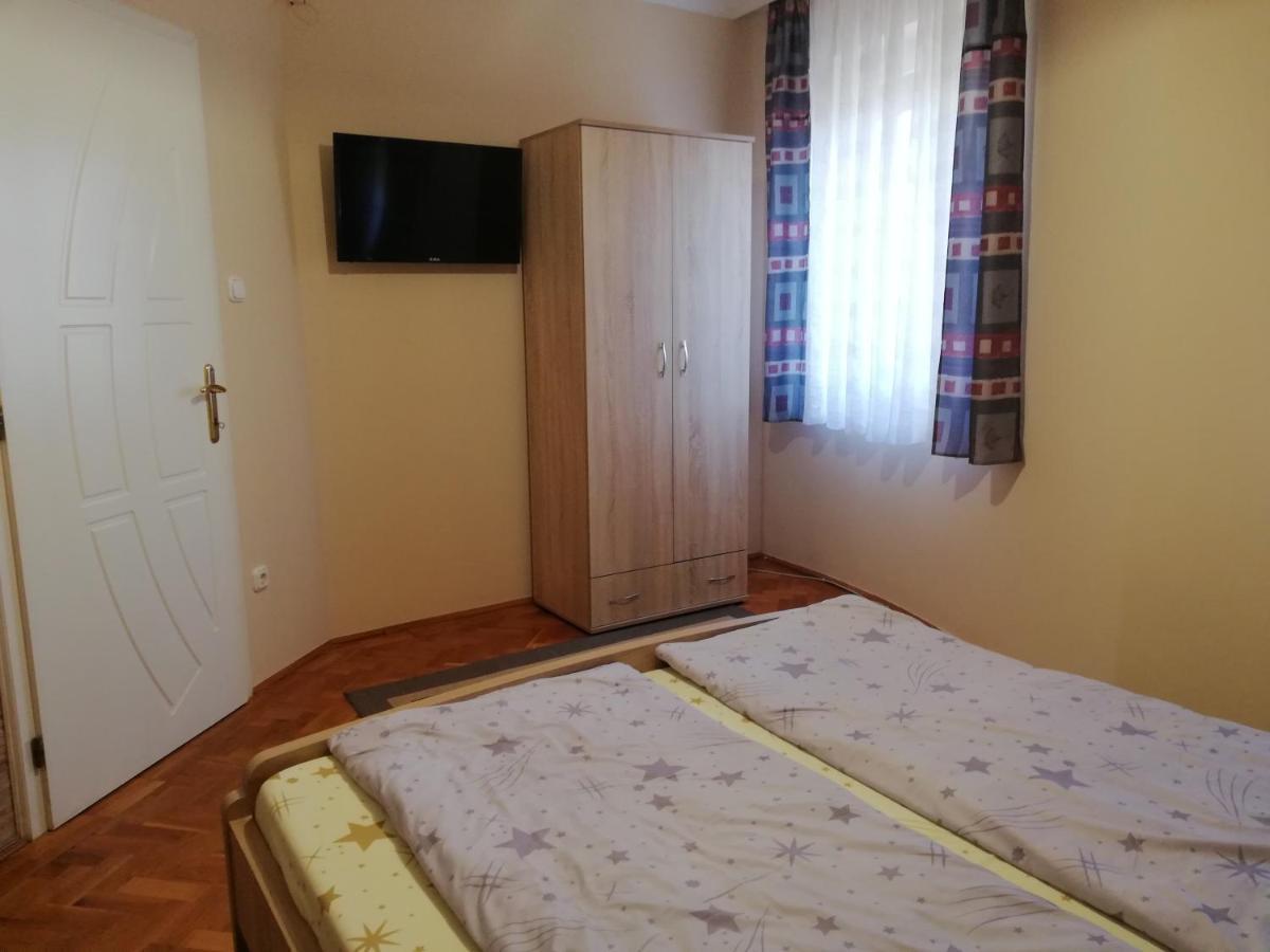 Imola Es Andrea Apartmanhaz Hajduszoboszlo Ngoại thất bức ảnh