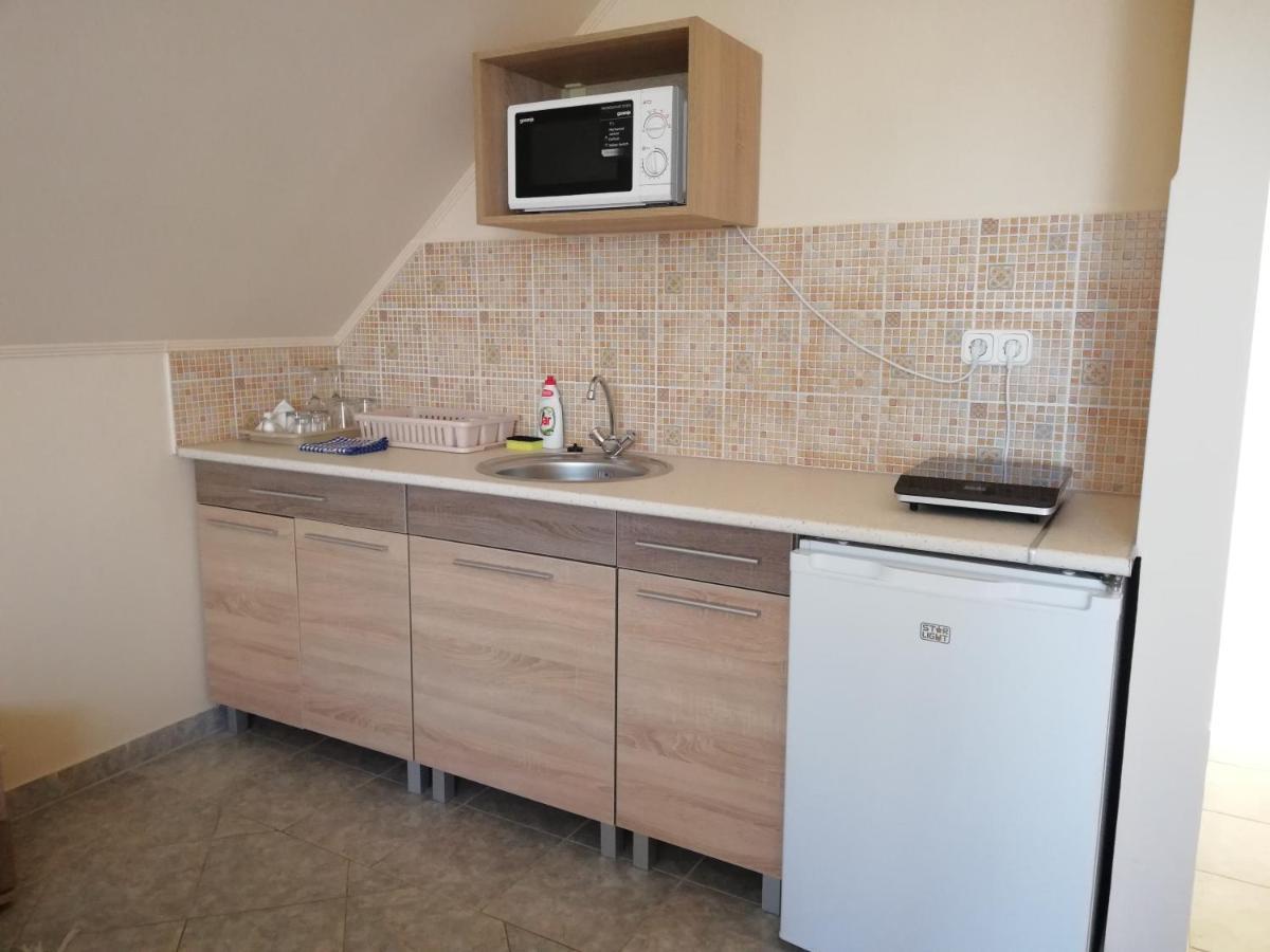 Imola Es Andrea Apartmanhaz Apartment Hajduszoboszlo Ngoại thất bức ảnh