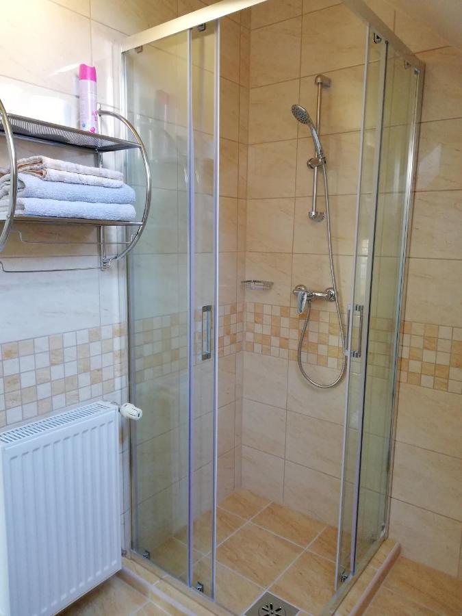 Imola Es Andrea Apartmanhaz Hajduszoboszlo Ngoại thất bức ảnh