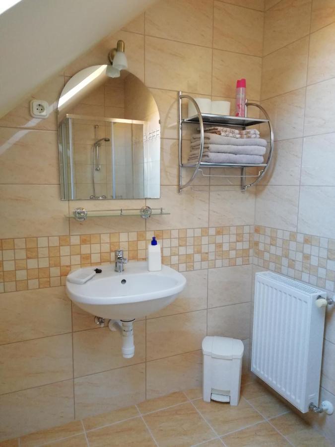 Imola Es Andrea Apartmanhaz Hajduszoboszlo Ngoại thất bức ảnh