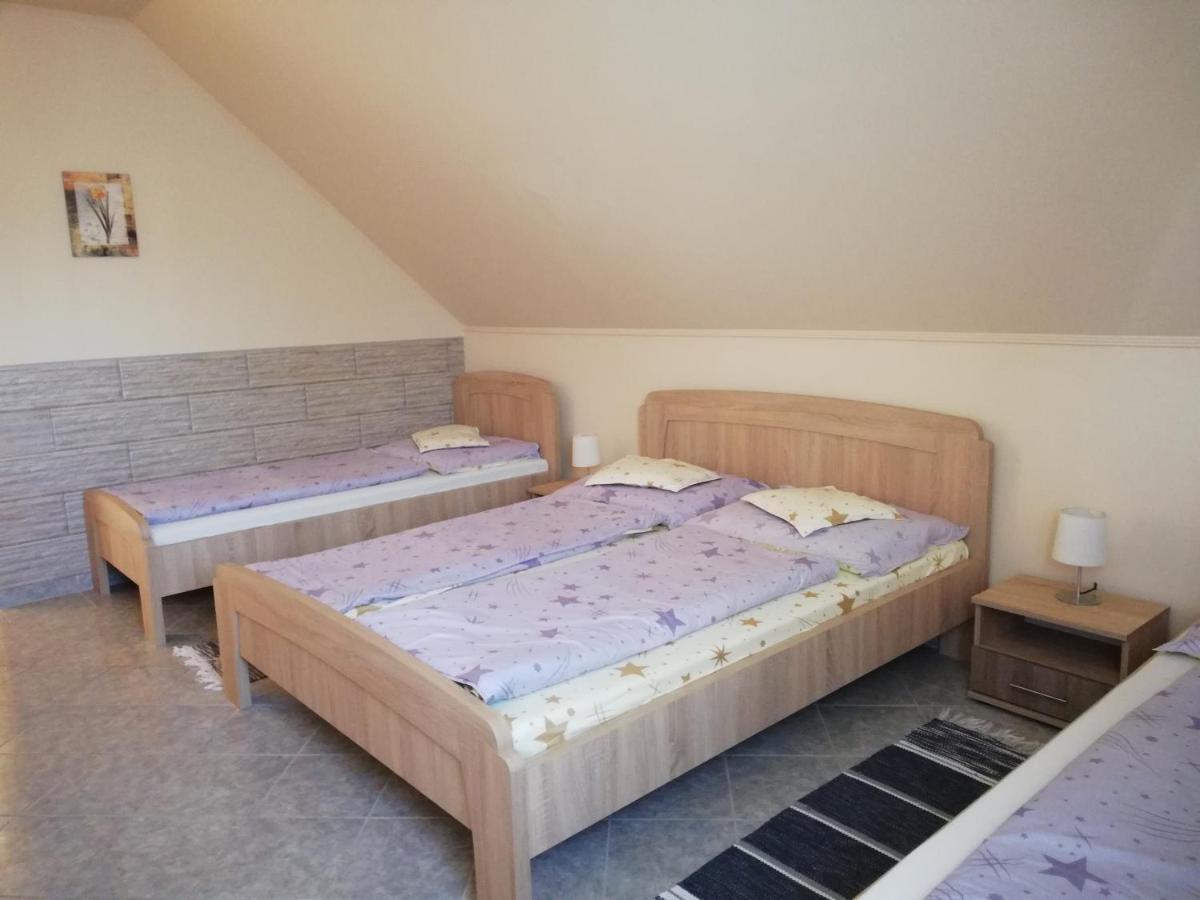 Imola Es Andrea Apartmanhaz Hajduszoboszlo Ngoại thất bức ảnh