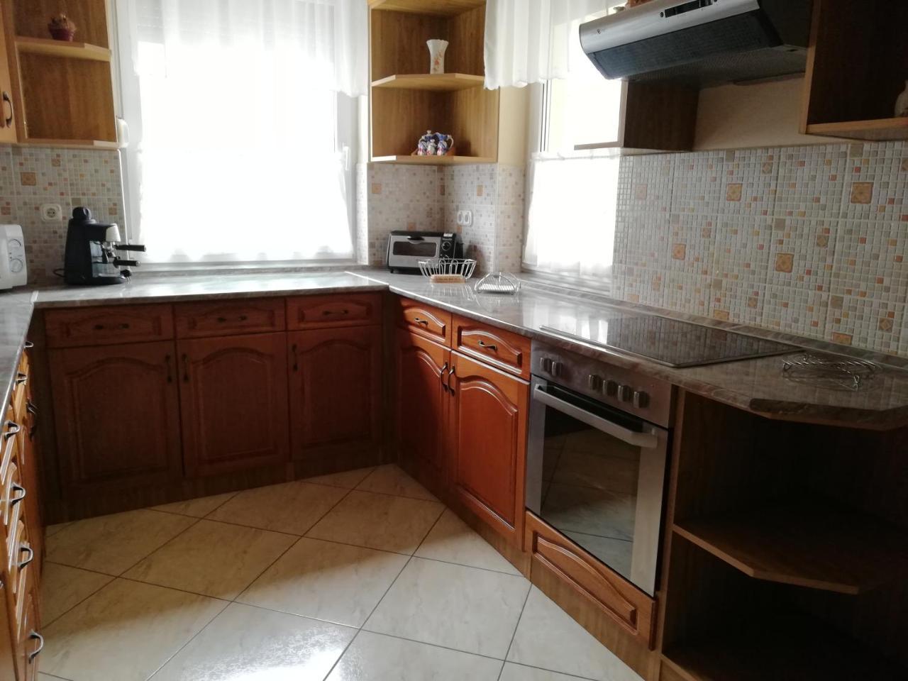 Imola Es Andrea Apartmanhaz Hajduszoboszlo Ngoại thất bức ảnh